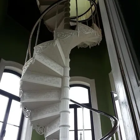 Palacete Idalina * Каминья