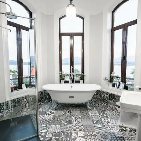 Palacete Idalina Pensión 4*