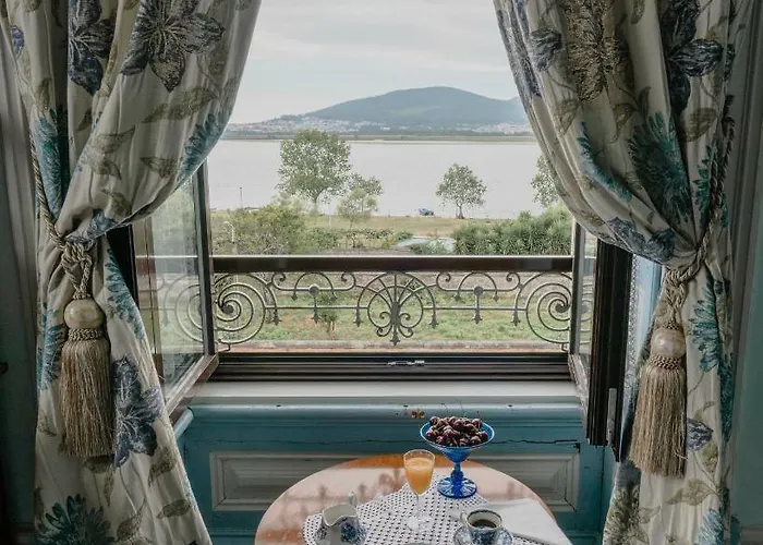 Palacete Idalina 게스트하우스 4*